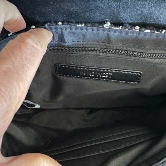 Nine West tweed crossbody bag black cream chain strap shoulder purse - Picture 5 of 6